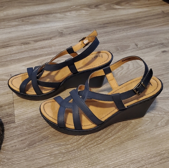 Born navy wedges size 10 - Picture 4 of 8